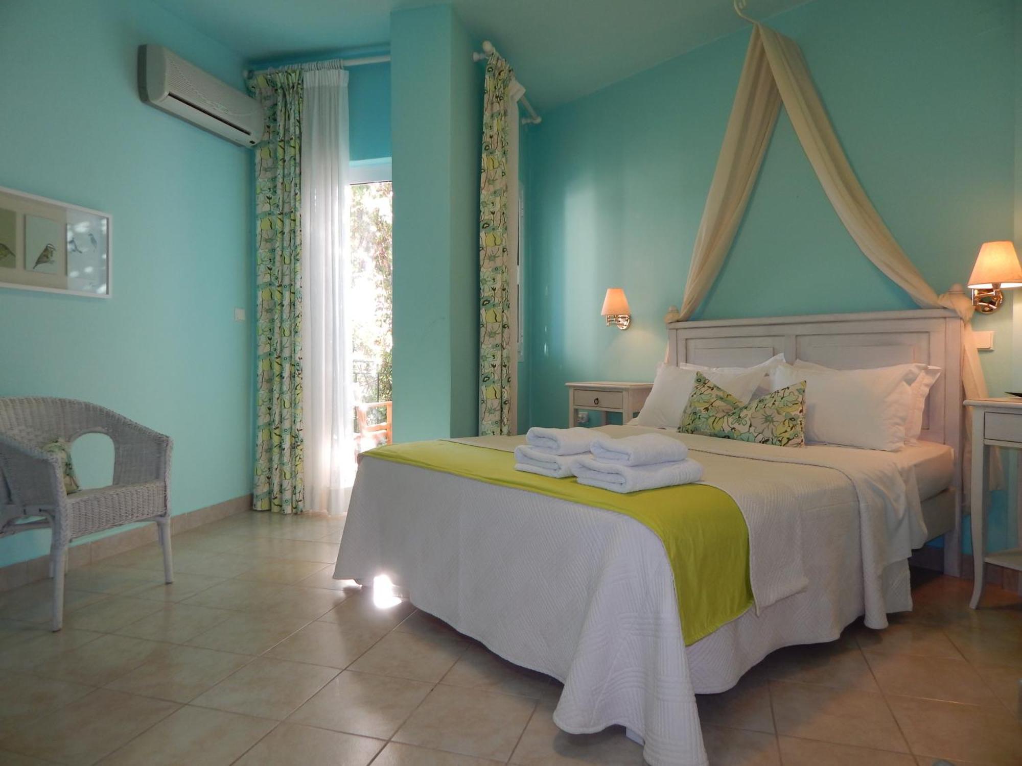 Palmina Mare Villa And Studios 帕拉利亚维拉乔 外观 照片